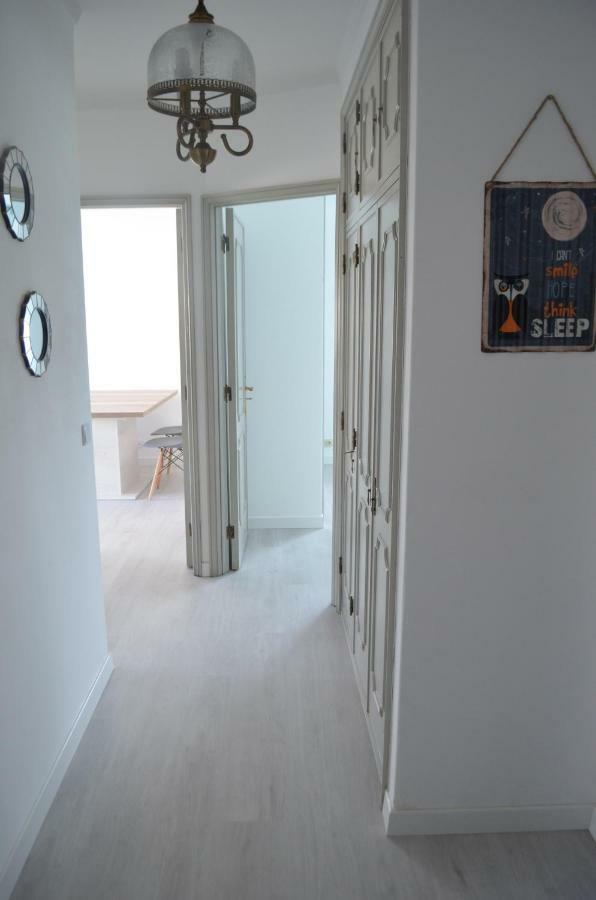 Modern And Cozy Apartment Віла-Нова-де-Гая Екстер'єр фото